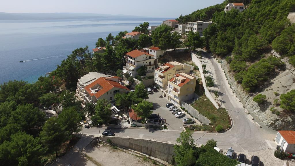 Apartments Villa Astra & Pinija Brela Exteriér fotografie