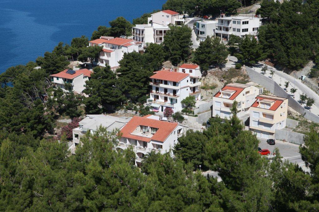 Apartments Villa Astra & Pinija Brela Exteriér fotografie