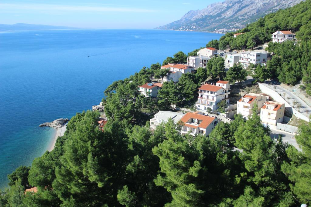 Apartments Villa Astra & Pinija Brela Pokoj fotografie