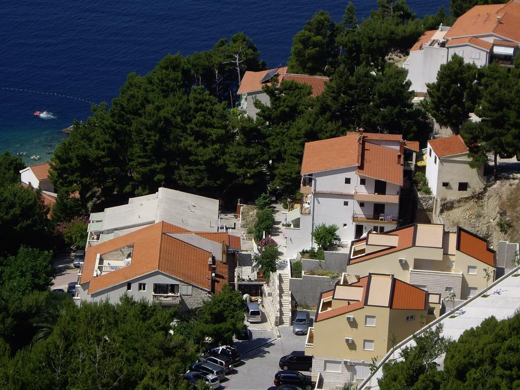 Apartments Villa Astra & Pinija Brela Pokoj fotografie
